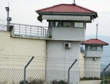Δραπέτης των φυλακών Τρικάλων ο διαρρήκτης της «Εύρηκα Ελλάς»